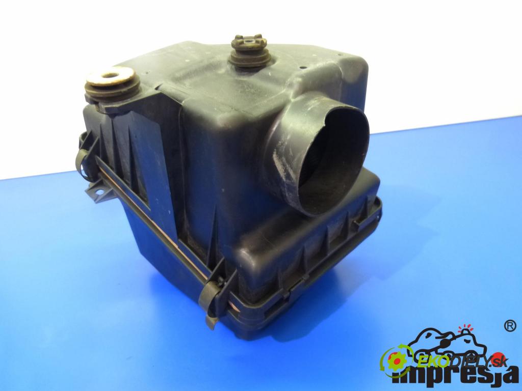 Mazda 323f 2.0 16V 131 hp 96 kW 2000 cm3 obal filtra vzduchu (Kryty filtrů)