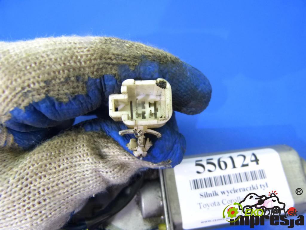 Toyota Corolla E11 1997-2002 1.3 75 HP  55 kW 1300 cm3  Motor stierače zad