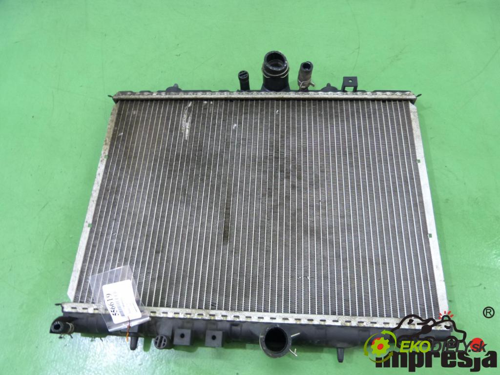 Peugeot 406 2.0 16V 136 HP 100 kW 2000 cm3 Chladič (Chladiče)