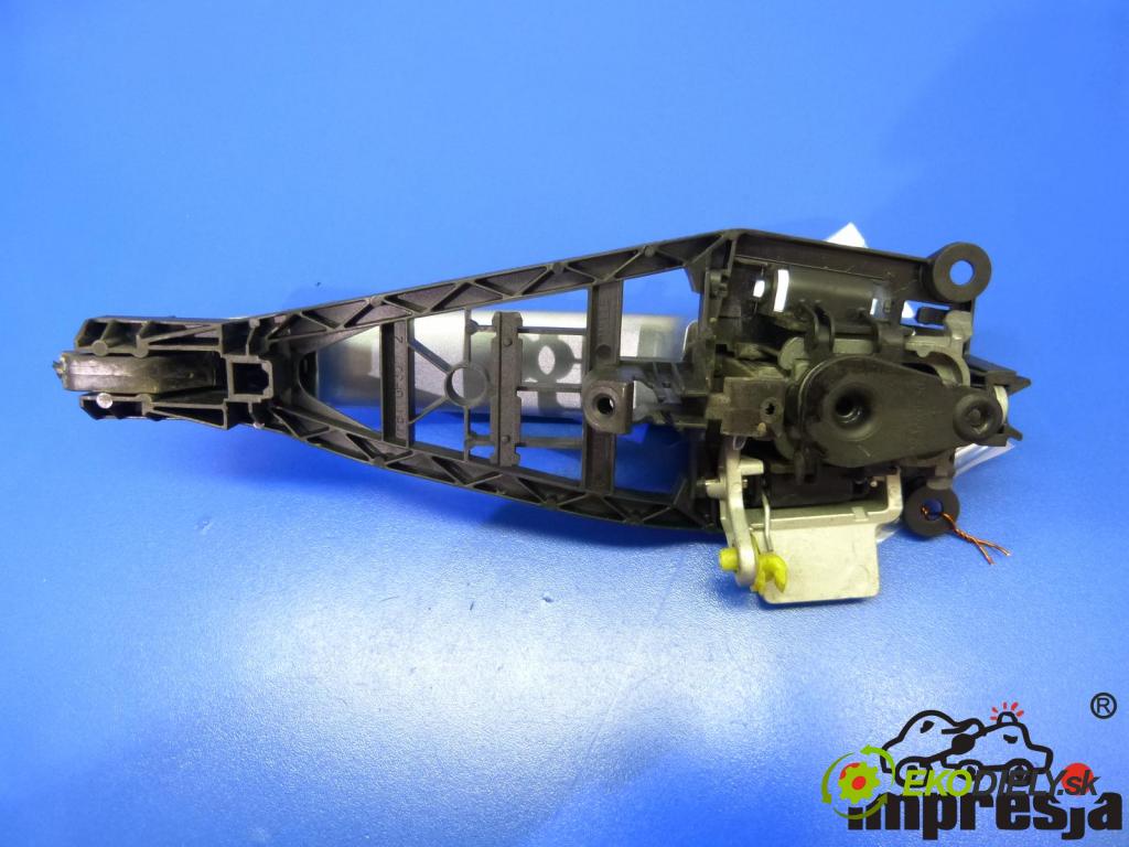 Opel Tigra B 2004-2009 1.4 16V 90 HP  66 kW 1400 cm3  Kľučka predný ľavá strana vonkajšia  (Vonkajšie predné ľavé)