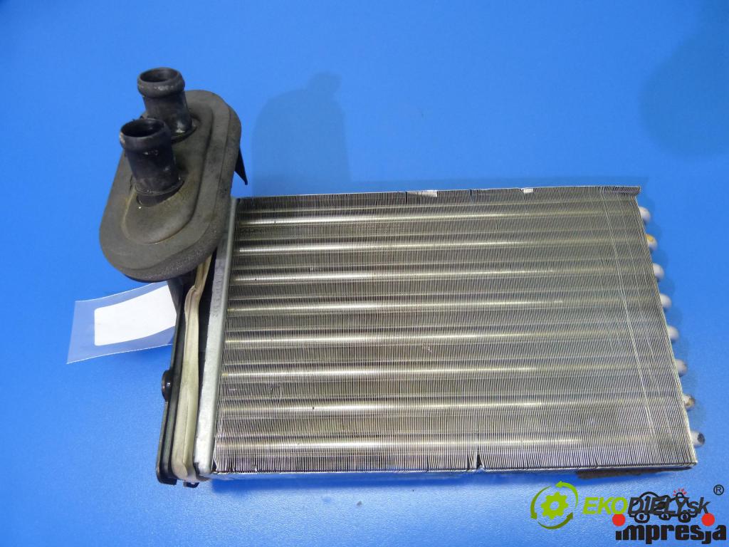 Vw Passat B4 1993-1997 2.0 8V 116 hp  85 kW 2000 cm3  topné těleso radiátor topení  (Radiátory topení)