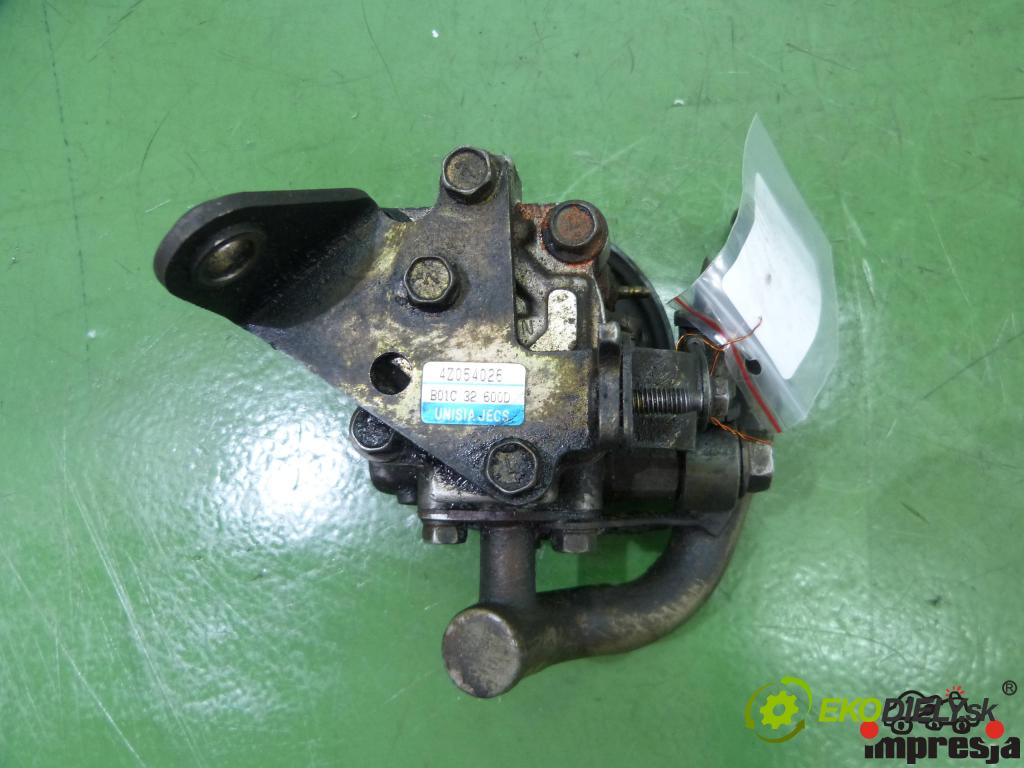 Mazda 323f 2.0 V6   2000 cm3  Pumpa servočerpadlo  (Servočerpadlá, pumpy riadenia)