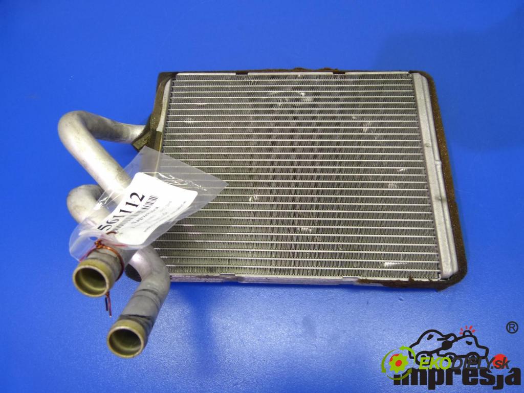 Kia Sorento I 2003-2009 2.5 CRDi 16V 140 HP  103 kW 2500 cm3  Výhrevné teleso, radiátor kúrenia  (Radiátory kúrenia)