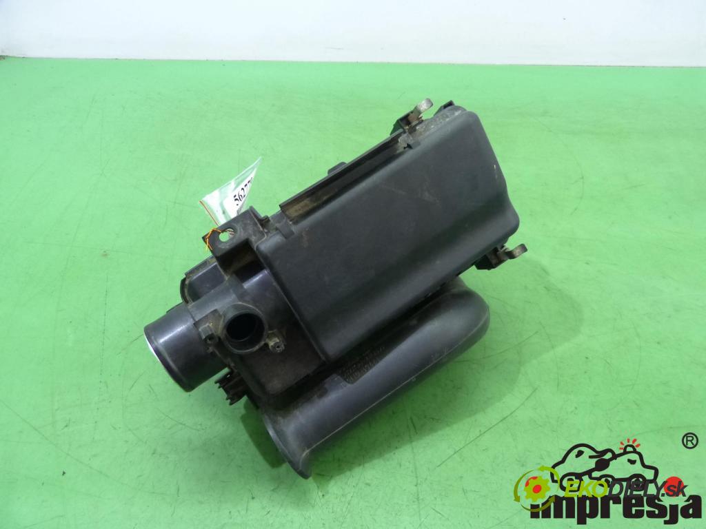 Toyota Yaris II 2005-2011 1.4 D4D 90 hp  66 kW 1400 cm3  obal filtra vzduchu  (Kryty filtrů)