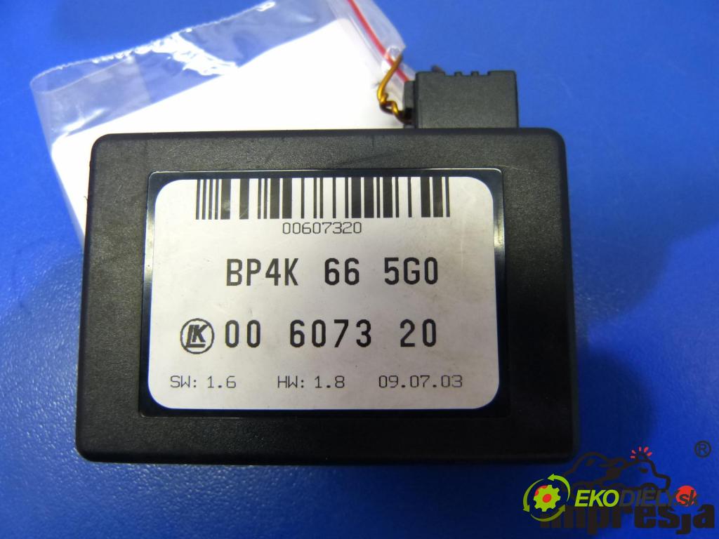 Mazda 3 I BK 2003-2009 2.0 16V 150 HP  110 kW 2000 cm3  Snímač dažďa  (Snímače dažďa)