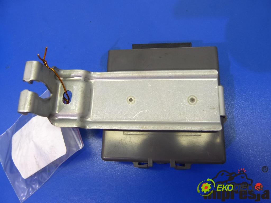 Mazda 3 I BK 2003-2009 2.0 16V 150 HP  110 kW 2000 cm3  Modul Riadiaca jednotka  (Ostatné)