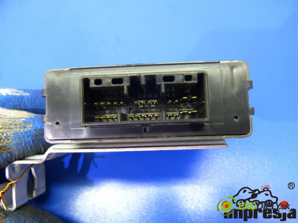 Mazda 3 I BK 2003-2009 2.0 16V 150 HP  110 kW 2000 cm3  Modul Riadiaca jednotka  (Ostatné)