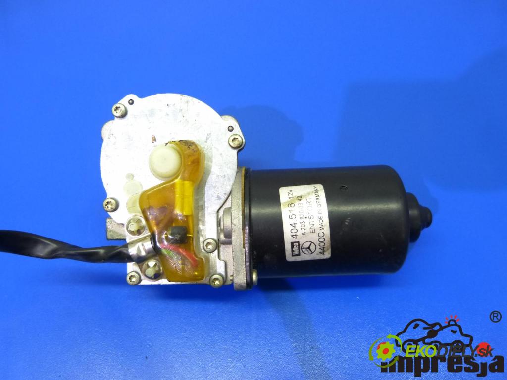 Mercedes C W203 2000-2007 2.0 KAT 163 hp  120 kW 2000 cm3  motor stěračů přední část