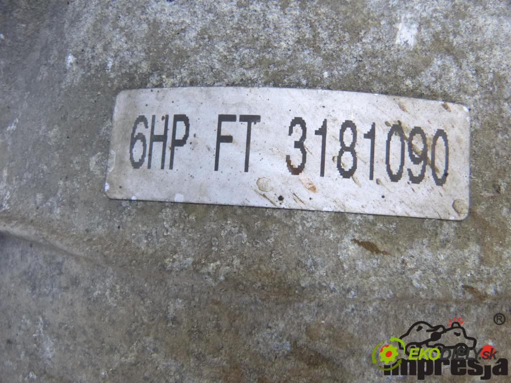 Jaguar S-type 3.0 V6 238hp  175 kW 3000 cm3  převodovka - automat