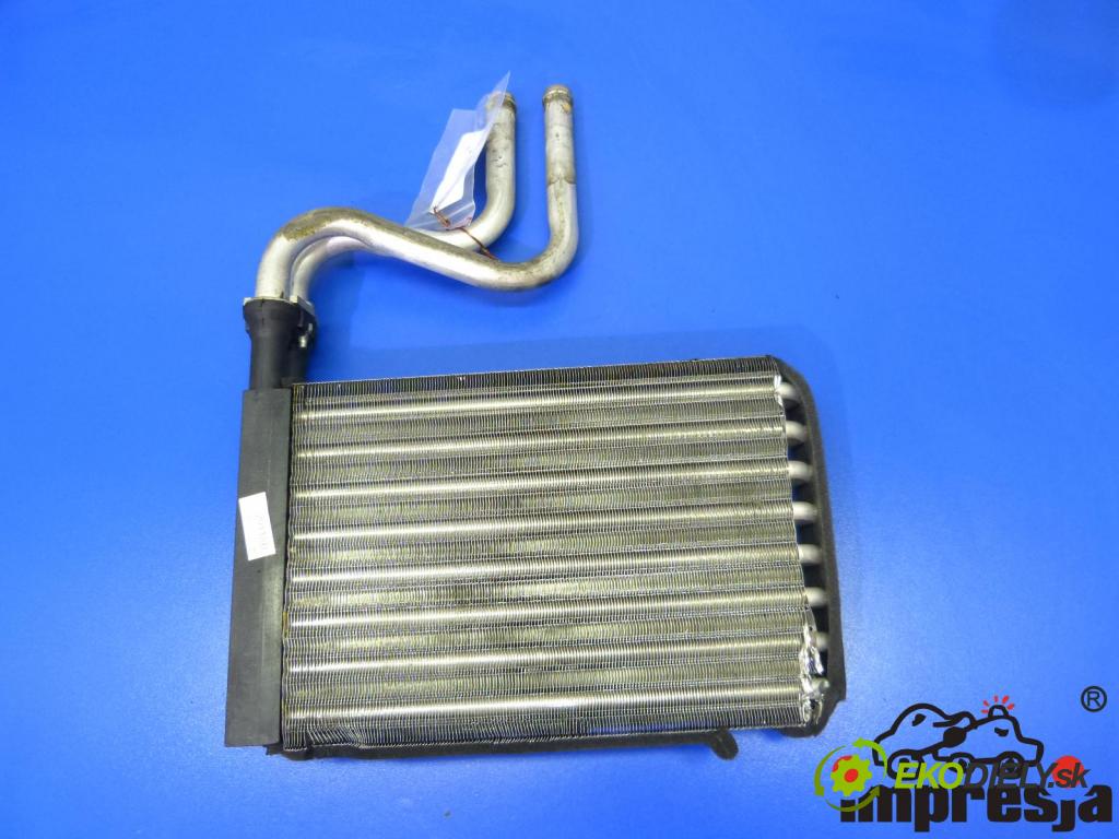 Ford Mondeo Mk1 1993-1996 2.5 V6   2500 cm3  topné těleso radiátor topení  (Radiátory topení)