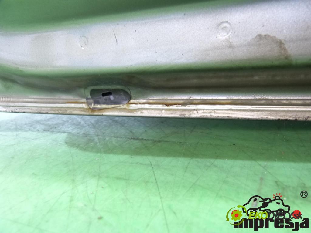 Jeep Cherokee KJ 2001-2008 2.8 CRD 163 hp  120 kW 2800 cm3  zadní část kapota  (Zadní kapoty)