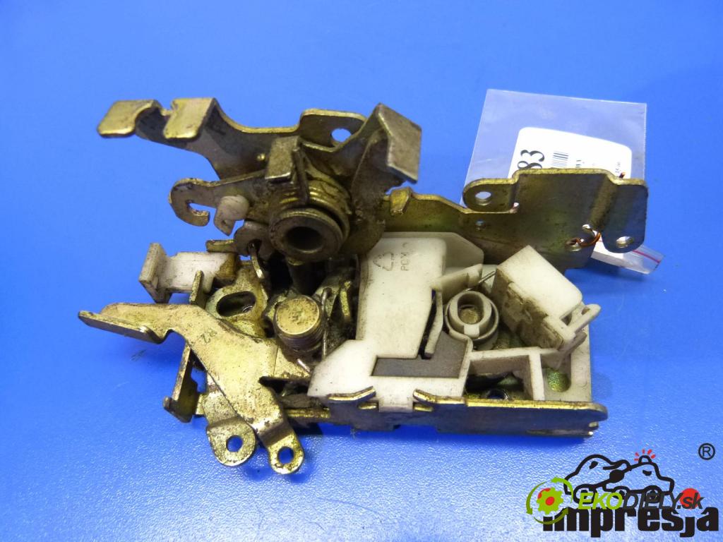 Vw LT II 1996-2006 2.5 TDI 109 hp  80 kW 2500 cm3  zámok přední část pravý 
