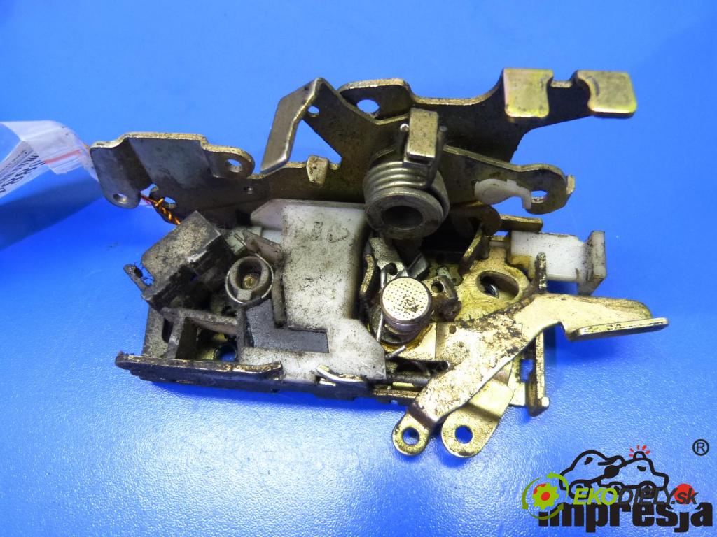 Vw LT II 1996-2006 2.5 TDI 109 hp  80 kW 2500 cm3  zámok přední část levý