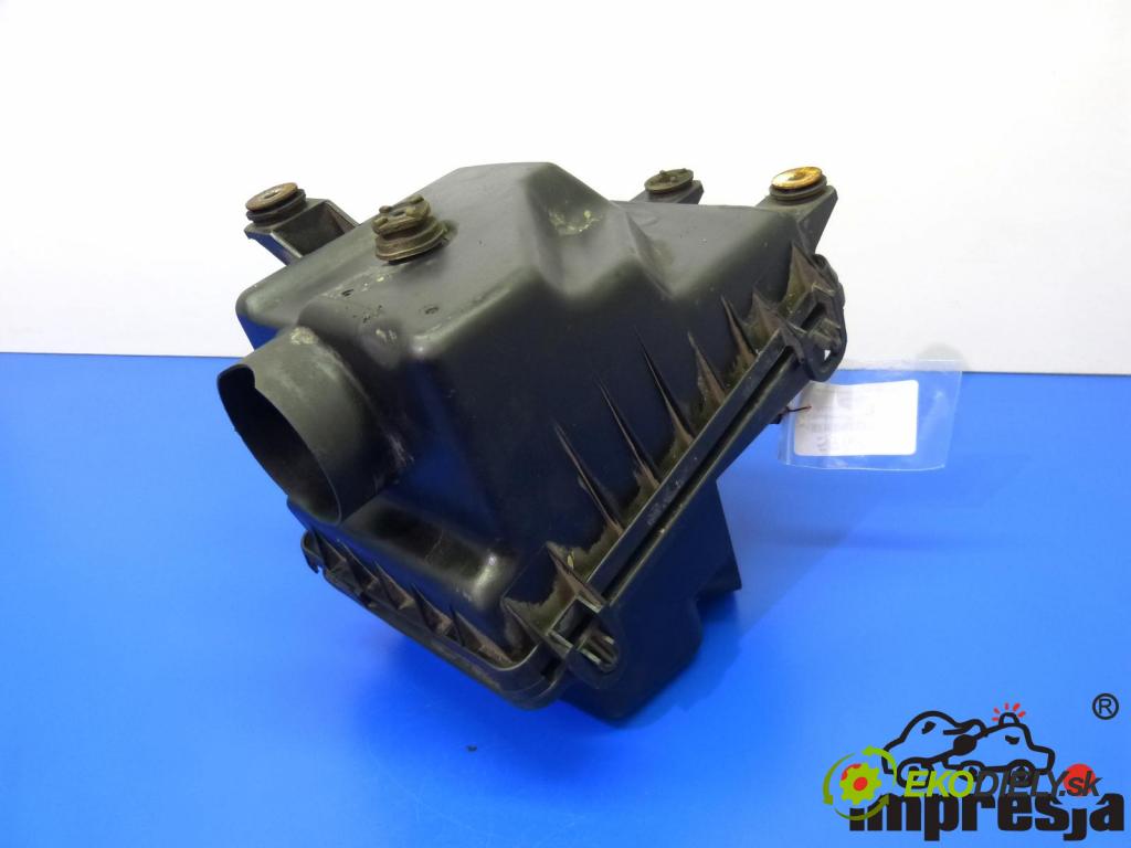 Mazda 323f 1.8 16V 114 hp  84 kW 1800 cm3  obal filtra vzduchu  (Kryty filtrů)