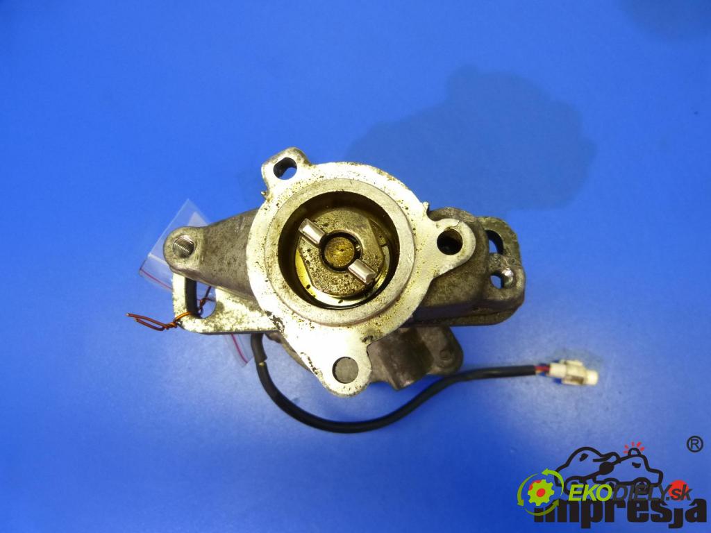 Suzuki Swift 1989-2004 1.0 53km  39 kW 1000 cm3  Rozdeľovač -  (Rozdeľovače)