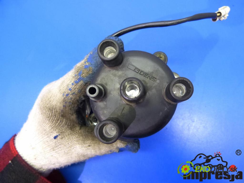 Suzuki Swift 1989-2004 1.0 53km  39 kW 1000 cm3  Rozdeľovač -  (Rozdeľovače)