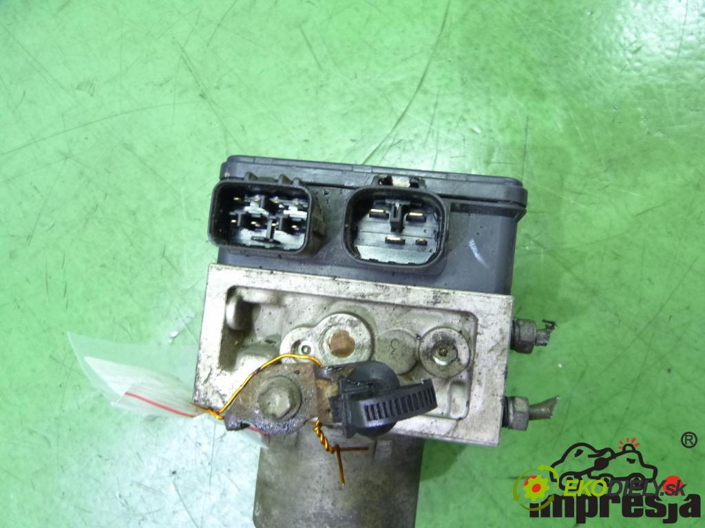 Toyota Corolla E11 1997-2002 1.3 16V 86 HP 63 kW 1300 cm3 Pumpa ABS (Pumpy ABS)