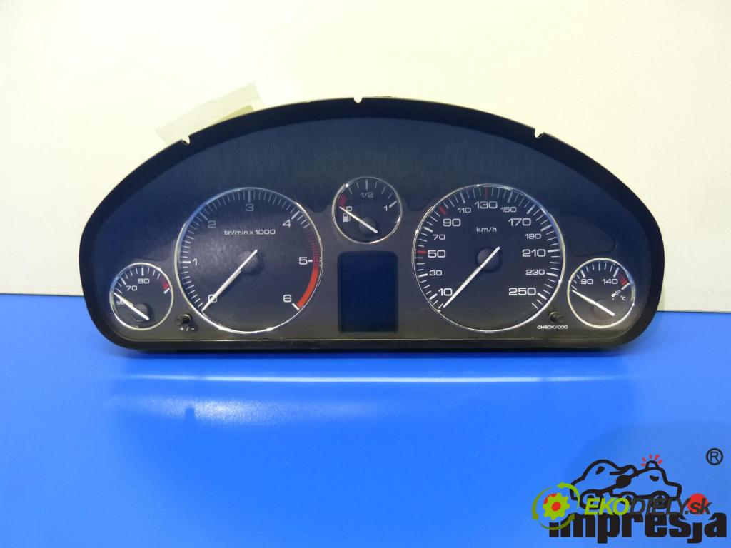Peugeot 407 2.0 HDI 136hp  100 kW 2000 cm3  prístrojovka  (Přístrojové desky, displeje)