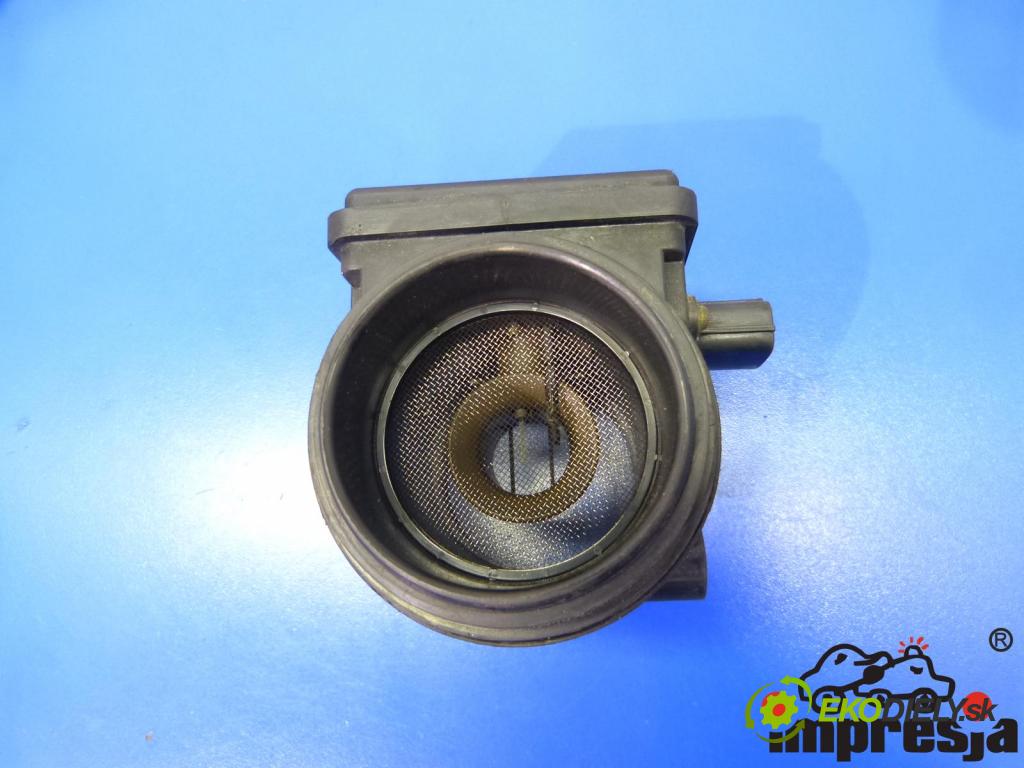 Mazda 323f 1.5 16V 88 HP  65 kW 1500 cm3  Váha vzduchu  (Váhy vzduchu)