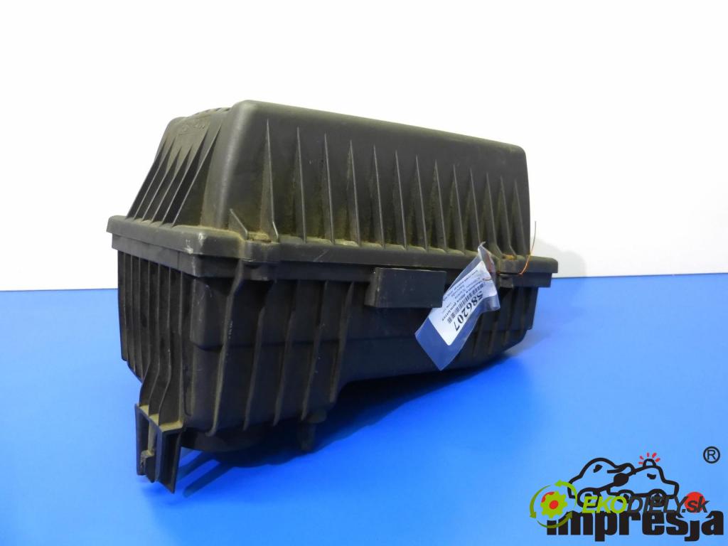 Citroen Xantia 1.8 16V 110 hp  81 kW 1800 cm3  obal filtra vzduchu  (Kryty filtrů)