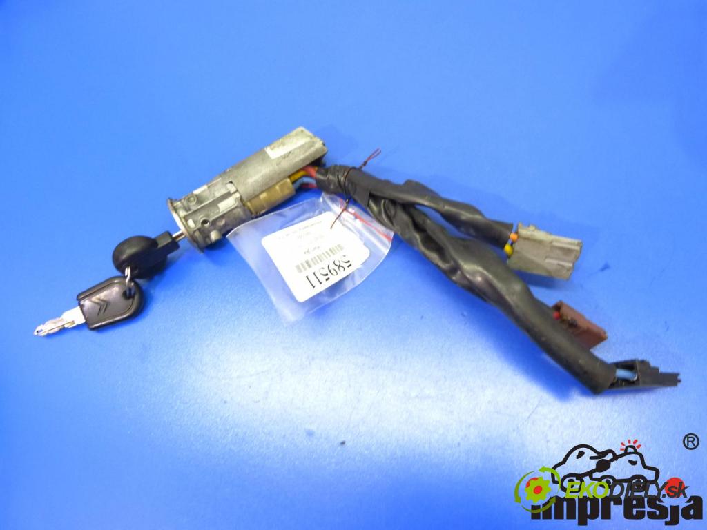 Citroen Zx 1.8d 65 hp  48 kW 1800 cm3  spínačka  (Spínací skříňky a klíče)