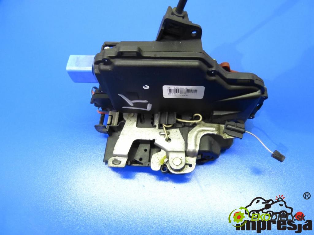 Skoda Fabia II 2007-2014 1.9 TDI 105 hp 77 kW 1900 cm3 zámok zadní část levý