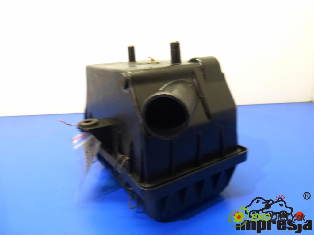 Fiat Seicento 0.9 39 hp  29 kW 900 cm3  obal filtra vzduchu  (Kryty filtrů)