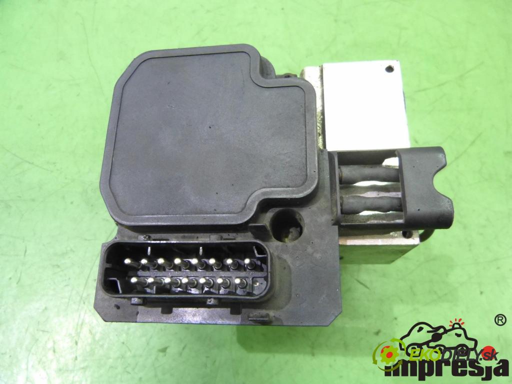 Mercedes S W220 1998-2005 4.0 CDI 250 hp  184 kW 4000 cm3  pumpa ABS  (Pumpy brzdové)