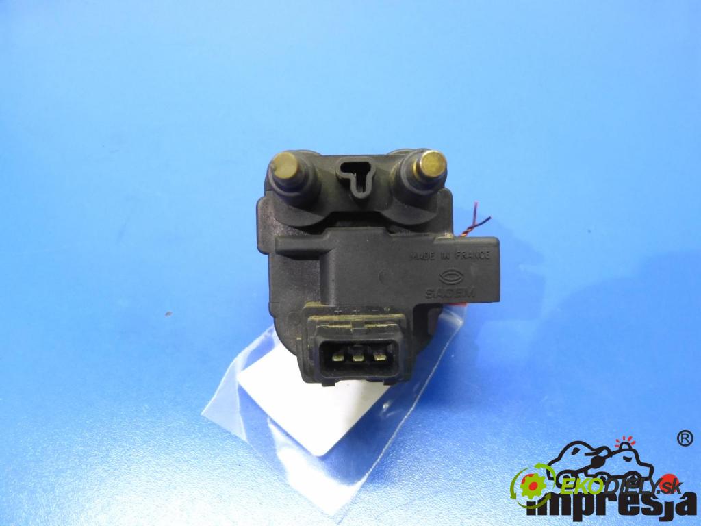 Volvo S40 I 1995-2004 2.0 16V 140 HP  103 kW 2000 cm3  Cievka zapaľovacia  (Zapaľovacie cievky, moduly)