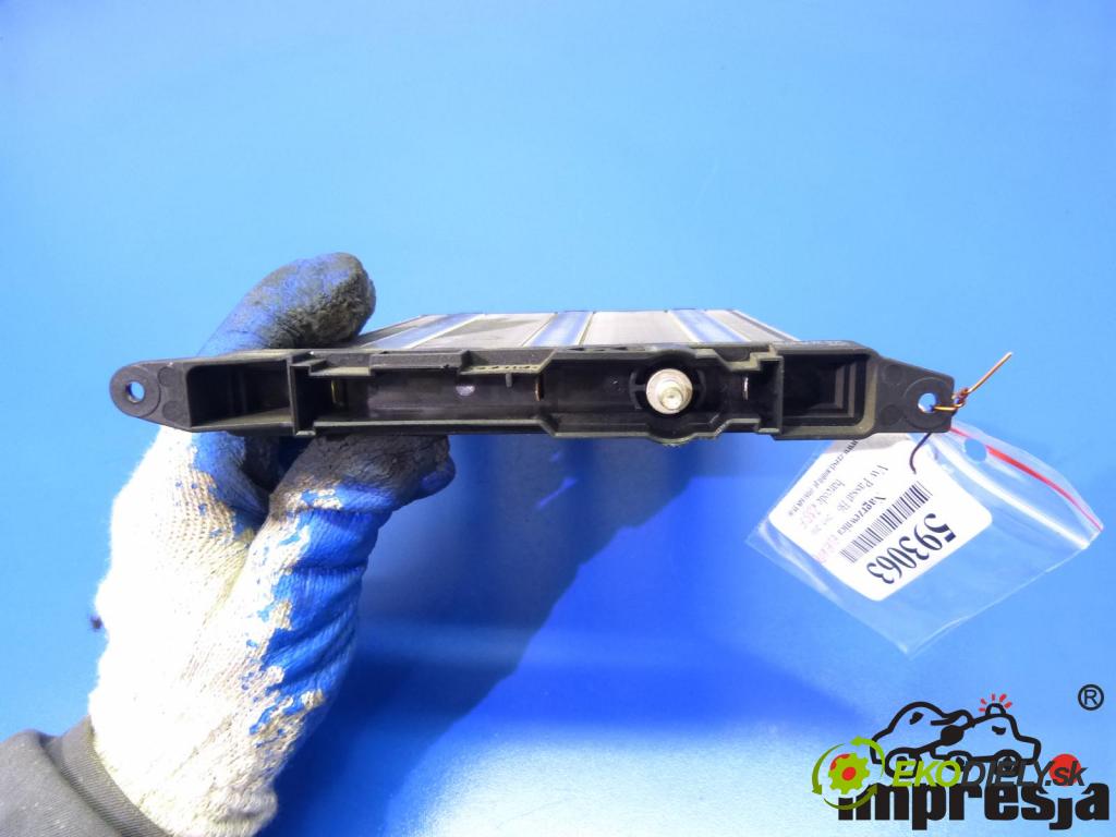 Vw Passat B6 2005-2010 2.0 TDI 140 HP  103 kW 2000 cm3 4- radiator  (Radiátory kúrenia)