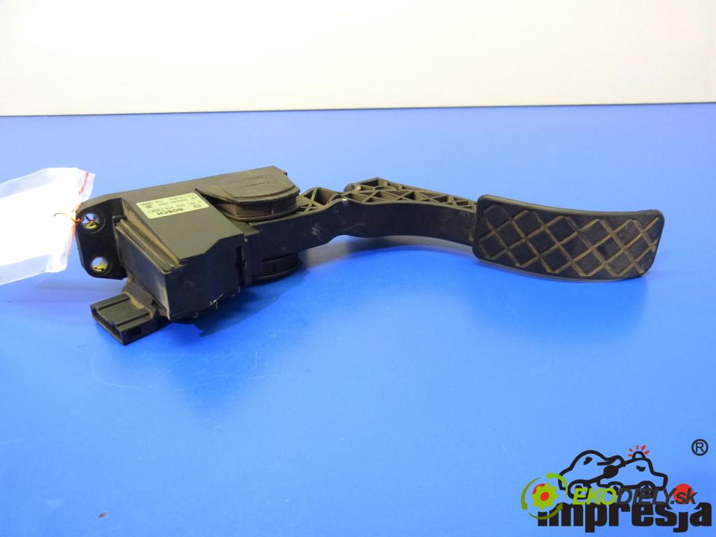 Vw Polo IV 9N 2001-2009 1.4 TDI 75 HP 55 kW 1400 cm3 pedále (Pedále)