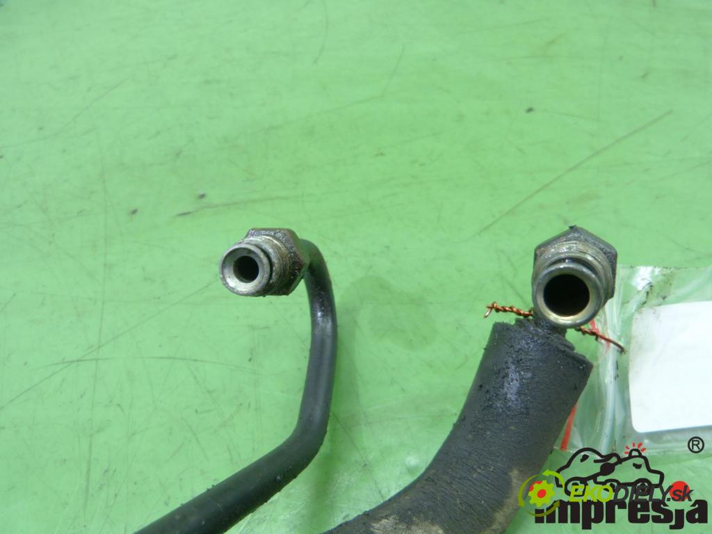Toyota Corolla E11 1997-2002 1.4 16V   1400 cm3  Rúrka servočerpadlo