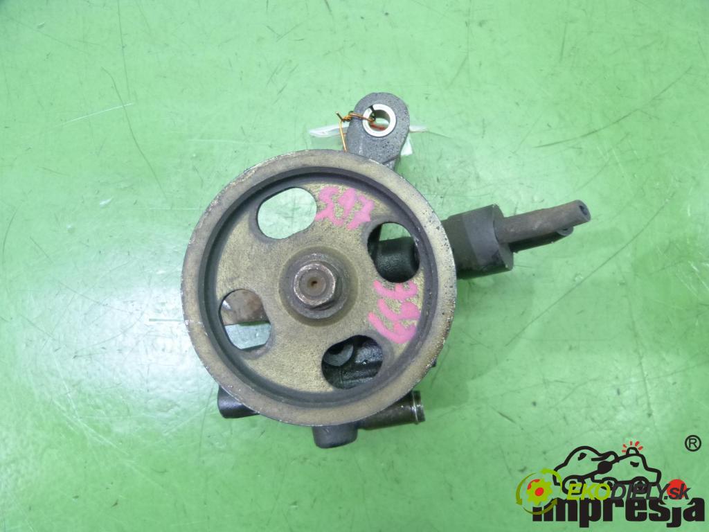 Toyota Corolla E11 1997-2002 1.4 16V   1400 cm3  Rúrka servočerpadlo