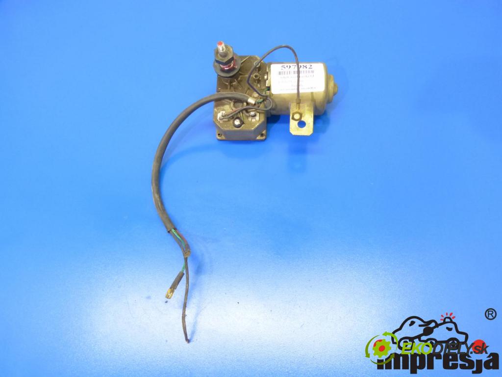 Polonez Caro/atu 1.6 karburátor   1600 cm3  motor stěrače zadní část 
