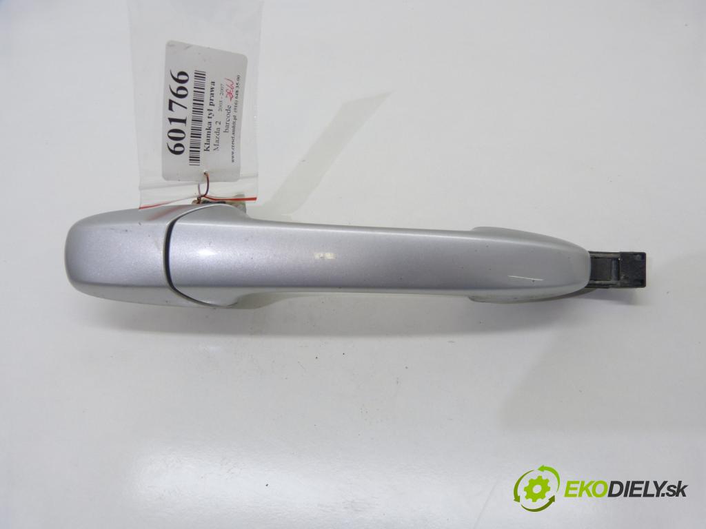 Mazda 2 I 2003-2007 1.4 16V   1400 cm3  Kľučka zad pravá vonkajšia  (Ostatné)