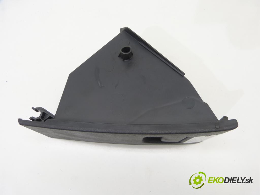 Mazda 2 I 2003-2007 1.4 16V   1400 cm3  Priehradka, kastlík