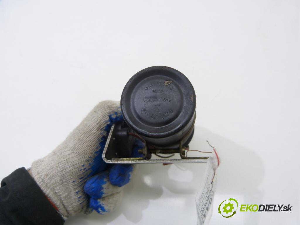 Vw Passat B3 1988-1993 2.0 16V 136 HP  100 kW 2000 cm3  Cievka zapaľovacia  (Zapaľovacie cievky, moduly)