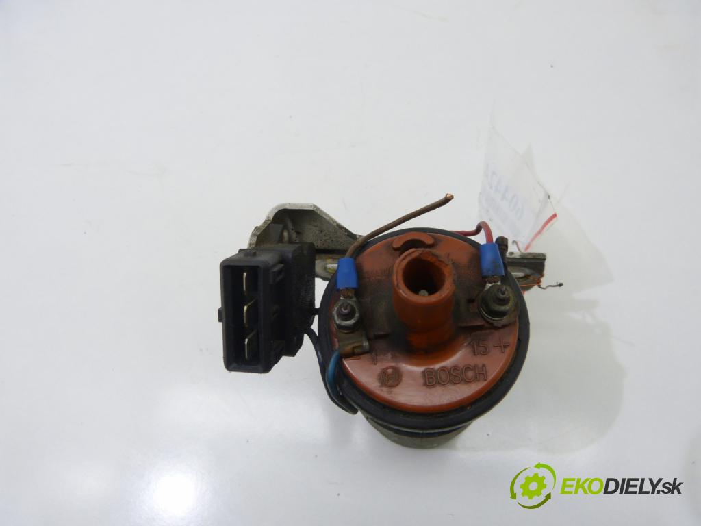 Vw Passat B3 1988-1993 2.0 16V 136 HP  100 kW 2000 cm3  Cievka zapaľovacia  (Zapaľovacie cievky, moduly)