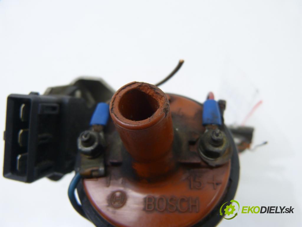 Vw Passat B3 1988-1993 2.0 16V 136 HP  100 kW 2000 cm3  Cievka zapaľovacia  (Zapaľovacie cievky, moduly)