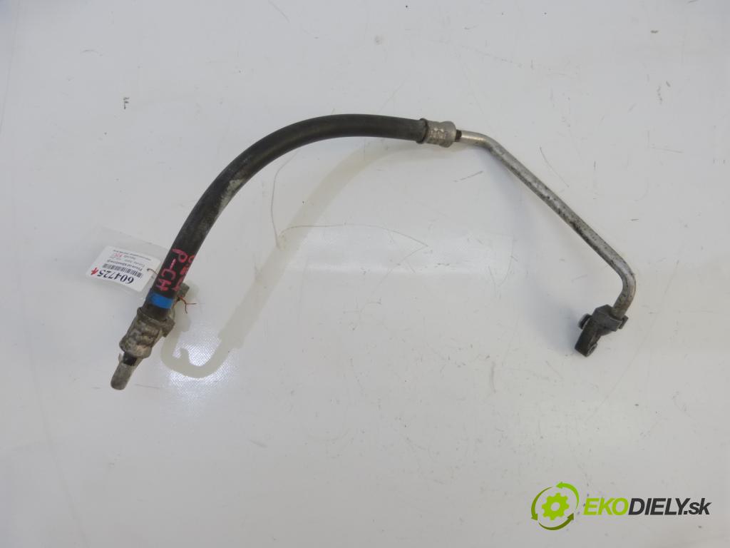 Toyota Auris I 2006-2013 1.3 VVTI 101 HP  74 kW 1330 cm3  Rúrka klimatizácie