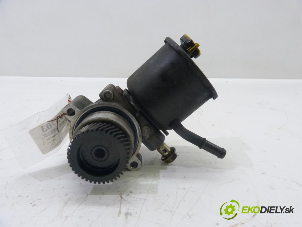 Mazda Premacy 2.0 TD 90 HP  66 kW 2000 cm3  Pumpa servočerpadlo  (Servočerpadlá, pumpy riadenia)