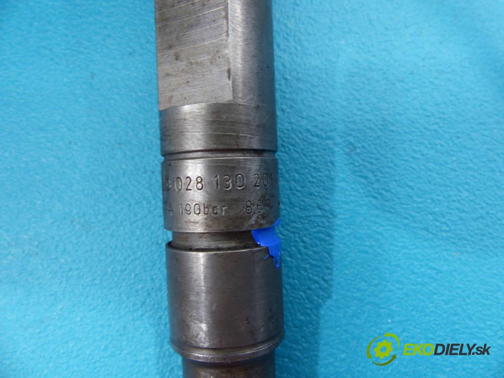 Vw Golf III 1991-1998 1.9 SDI 64 HP  47 kW 1900 cm3  vstrekovač 028130201R (Vstrekovače)
