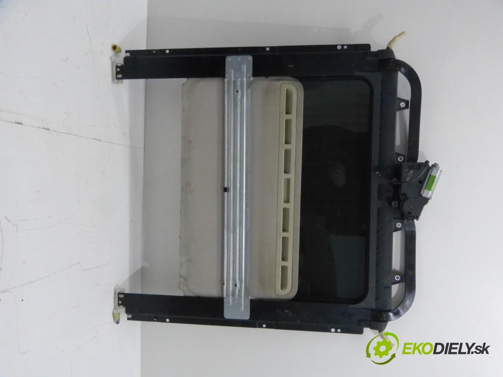 Seat Ibiza II 1993-2002 1.9 SDI 68 hp  50 kW 1900 cm3  střešní okno  (Okna karoserie)