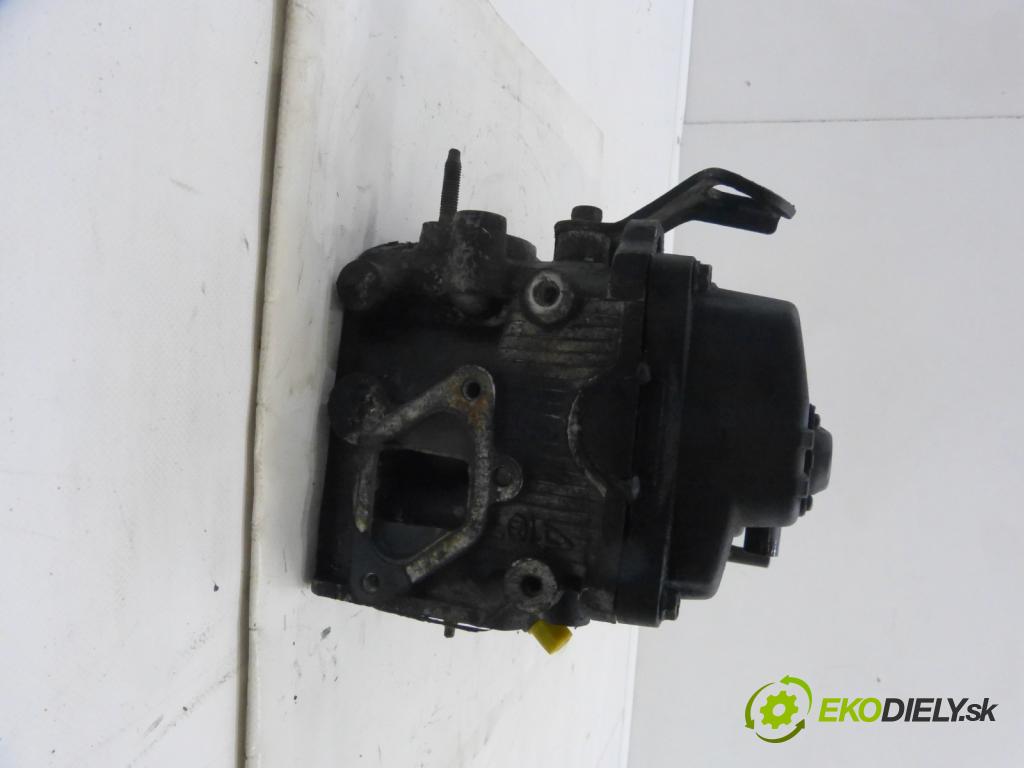 Opel Corsa B 1993-1999 1.5 TD Isuzu 67 HP  49 kW 1500 cm3  Hlava valcov Motor