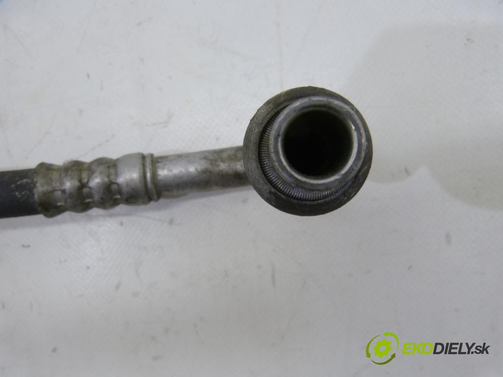 Ford Focus Mk1 1998-2004 1.6 16V 101 HP  74 kW 1600 cm3  Rúrka klimatizácie