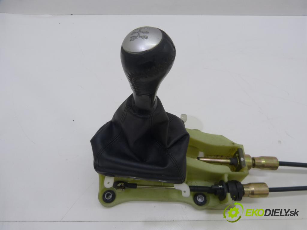 Honda Accord VII 2002-2008 2.2 i-CTDI 16V 140 HP  103 kW 2200 cm3  Kulisa - -  (Rýchlostné páky / kulisy)