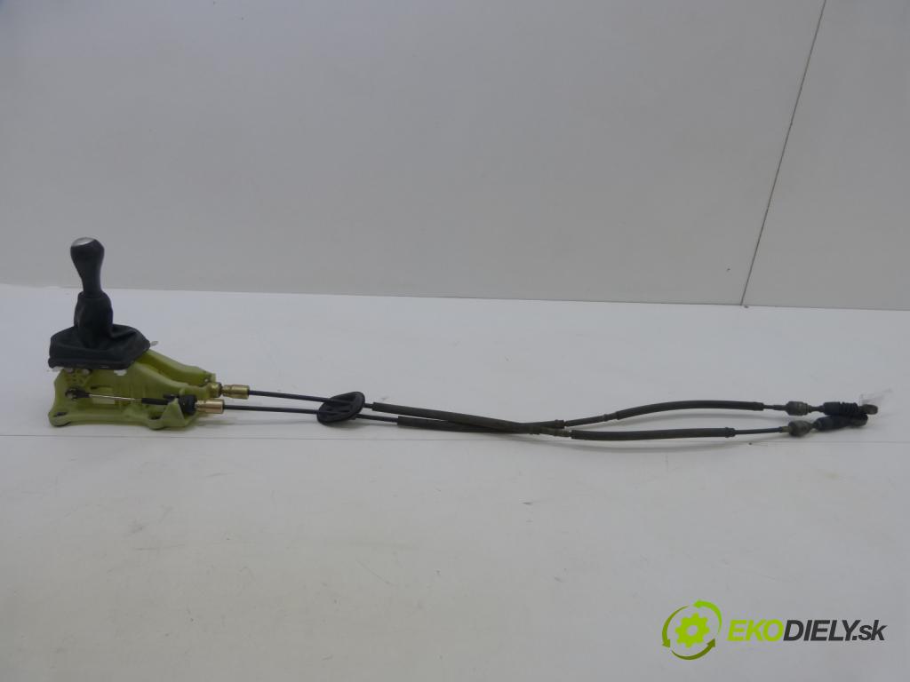 Honda Accord VII 2002-2008 2.2 i-CTDI 16V 140 HP  103 kW 2200 cm3  Kulisa - -  (Rýchlostné páky / kulisy)