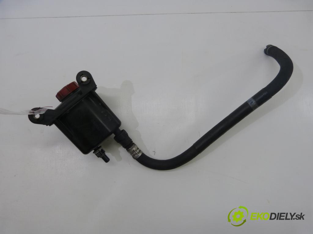 Alfa romeo 147 1.9 JTD 8V 116 HP  85 kW 1900 cm3  Rúrka servočerpadlo 