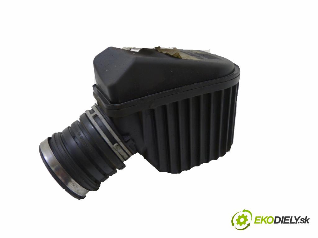 Mercedes C W203 2000-2007 1.8 KAT 143 hp  105 kW 1800 cm3  obal filtra vzduchu  (Kryty filtrů)