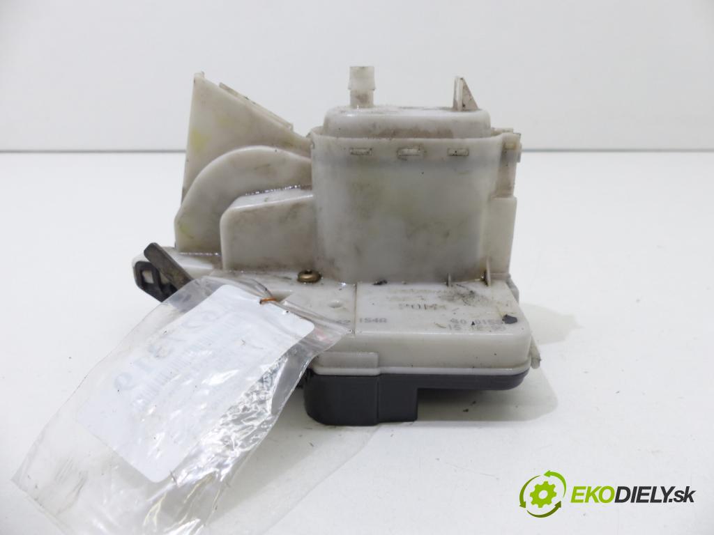 Vw Polo III 6N 1994-2001 1.4 TDI 75 hp  55 kW 1400 cm3  zámok zadní část pravý